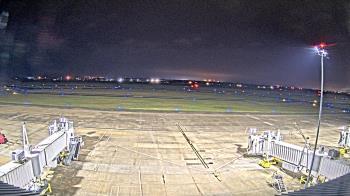 Weather camera view of Lake Charles Rgnl Arpt terminal bldg.
