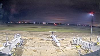 Weather camera view of Lake Charles Rgnl Arpt terminal bldg.