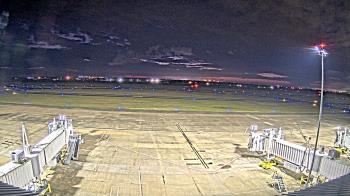 Weather camera view of Lake Charles Rgnl Arpt terminal bldg.