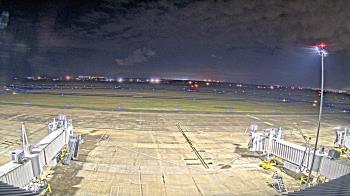 Weather camera view of Lake Charles Rgnl Arpt terminal bldg.