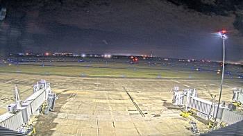 Weather camera view of Lake Charles Rgnl Arpt terminal bldg.