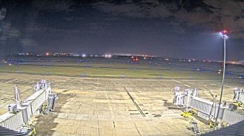 Weather camera view of Lake Charles Rgnl Arpt terminal bldg.