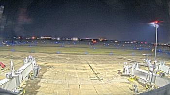 Weather camera view of Lake Charles Rgnl Arpt terminal bldg.