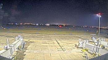 Weather camera view of Lake Charles Rgnl Arpt terminal bldg.