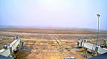 Weather camera view of Lake Charles Rgnl Arpt terminal bldg.