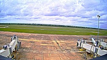 Weather camera view of Lake Charles Rgnl Arpt terminal bldg.