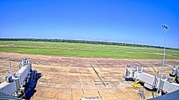 Weather camera view of Lake Charles Rgnl Arpt terminal bldg.