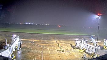 Weather camera view of Lake Charles Rgnl Arpt terminal bldg.