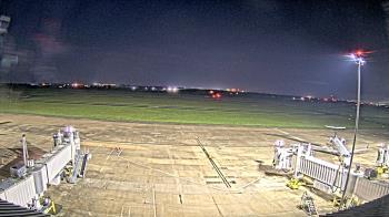 Weather camera view of Lake Charles Rgnl Arpt terminal bldg.