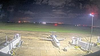 Weather camera view of Lake Charles Rgnl Arpt terminal bldg.