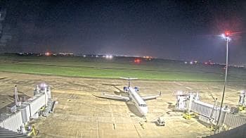 Weather camera view of Lake Charles Rgnl Arpt terminal bldg.