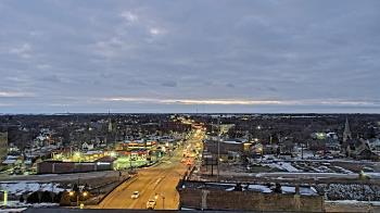 Weather camera view of Kankakee County Administration Building.