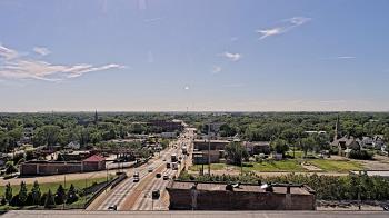 Weather camera view of Kankakee County Administration Building.