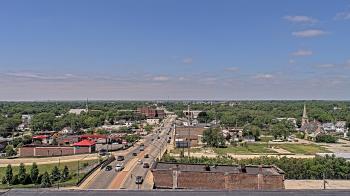 Weather camera view of Kankakee County Administration Building.