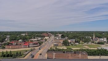 Weather camera view of Kankakee County Administration Building.