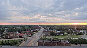Weather camera view of Kankakee County Administration Building.