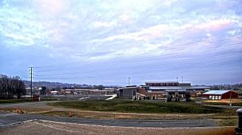 Weather camera view of Pequea Valley IS.