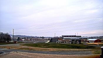 Weather camera view of Pequea Valley IS.