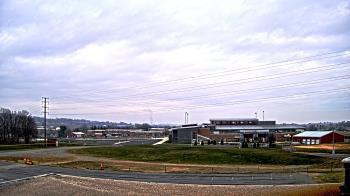 Weather camera view of Pequea Valley IS.