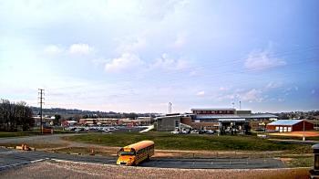 Weather camera view of Pequea Valley IS.