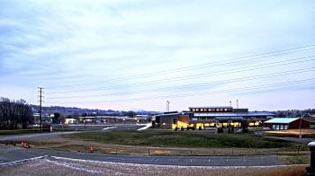 Weather camera view of Pequea Valley IS.