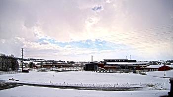 Weather camera view of Pequea Valley IS.