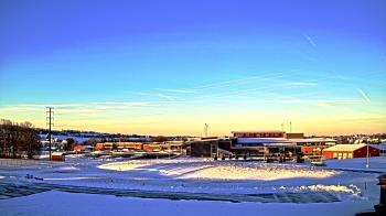 Weather camera view of Pequea Valley IS.