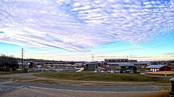 Weather camera view of Pequea Valley IS.