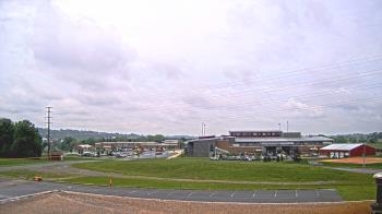 Weather camera view of Pequea Valley IS.