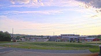 Weather camera view of Pequea Valley IS.