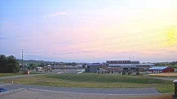 Weather camera view of Pequea Valley IS.