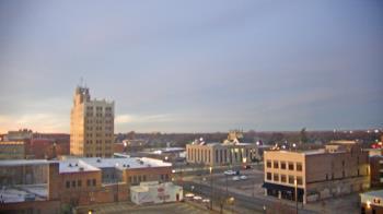 Weather camera view of KSAL Radio - Salina city.