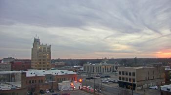 Weather camera view of KSAL Radio - Salina city.