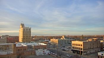 Weather camera view of KSAL Radio - Salina city.