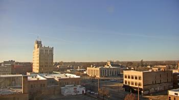 Weather camera view of KSAL Radio - Salina city.