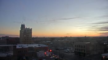 Weather camera view of KSAL Radio - Salina city.