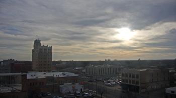 Weather camera view of KSAL Radio - Salina city.