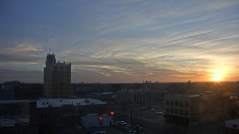 Weather camera view of KSAL Radio - Salina city.