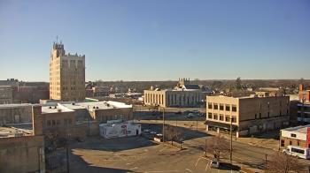 Weather camera view of KSAL Radio - Salina city.