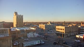 Weather camera view of KSAL Radio - Salina city.