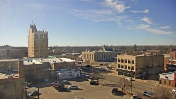 Weather camera view of KSAL Radio - Salina city.