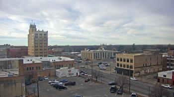 Weather camera view of KSAL Radio - Salina city.