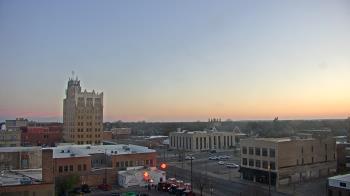 Weather camera view of KSAL Radio - Salina city.