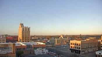 Weather camera view of KSAL Radio - Salina city.