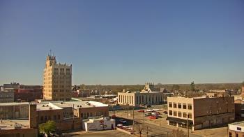 Weather camera view of KSAL Radio - Salina city.