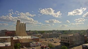 Weather camera view of KSAL Radio - Salina city.