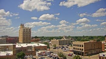 Weather camera view of KSAL Radio - Salina city.