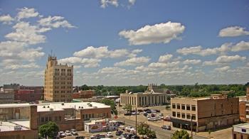Weather camera view of KSAL Radio - Salina city.
