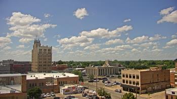 Weather camera view of KSAL Radio - Salina city.