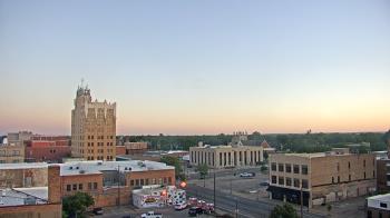 Weather camera view of KSAL Radio - Salina city.
